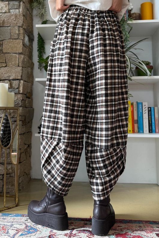 Jasper Plaid Brushed Cotton Shelby Barrel Pant Black